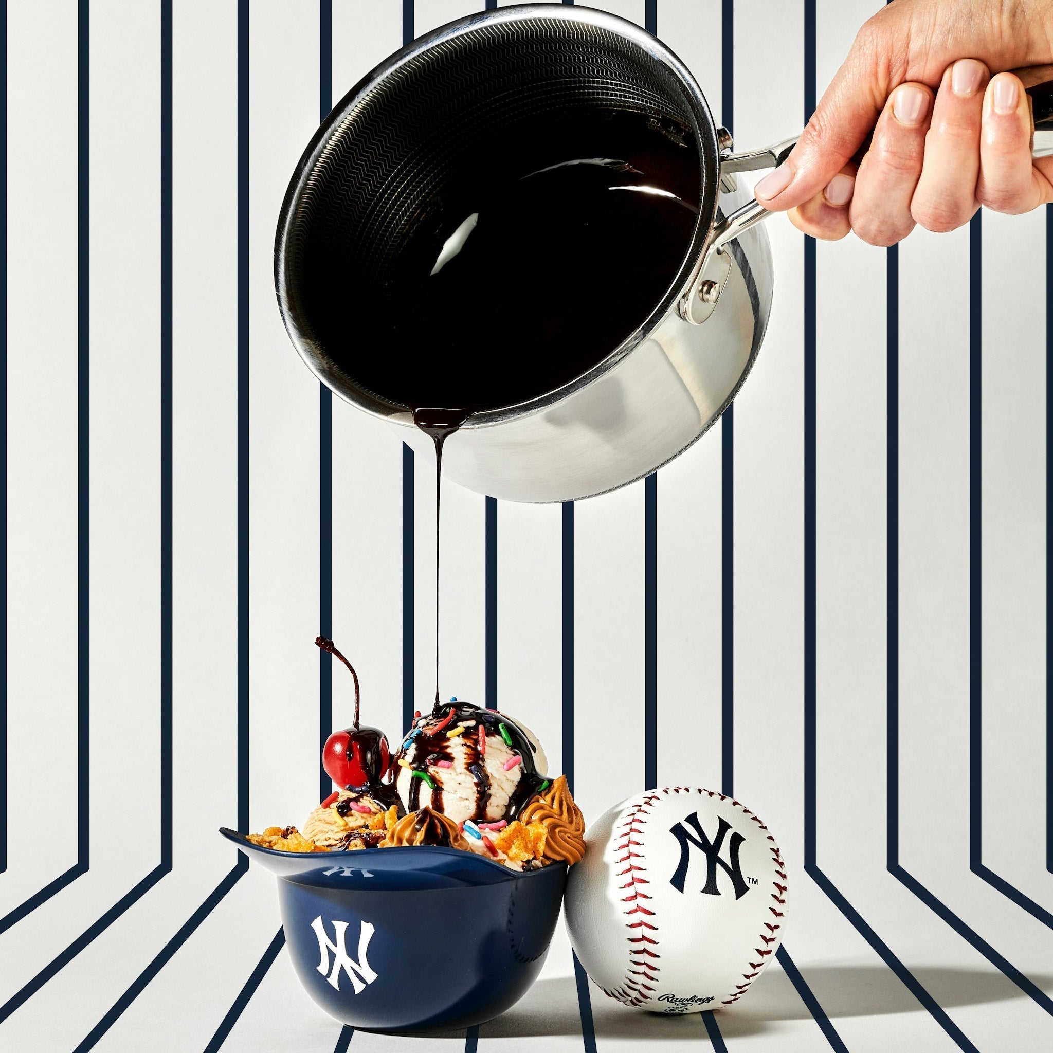 Hybrid Saucepan with Lid, 1-Qt